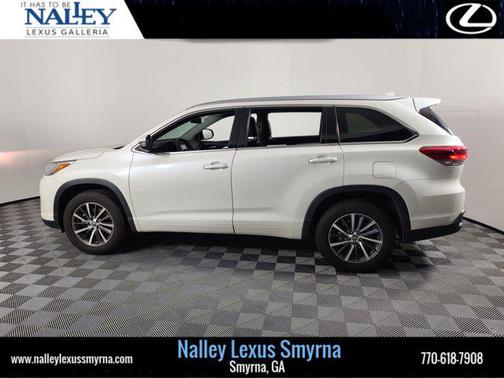 2018 Toyota Highlander SE