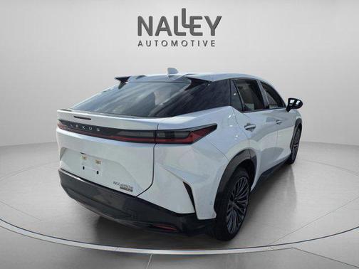 2023 Lexus RZ 450e Luxury