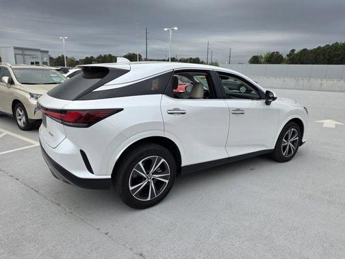 Eminent White Pearl 2023 Lexus RX 350 Base