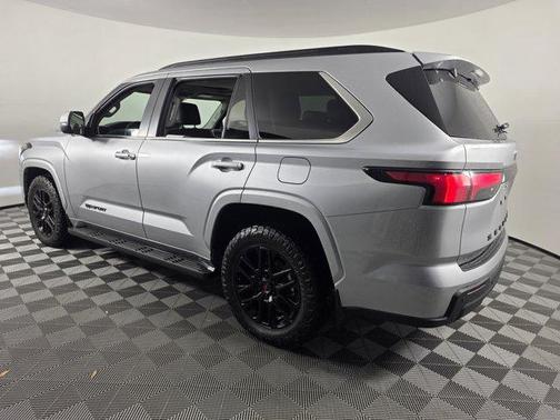 2024 Toyota Sequoia SR5