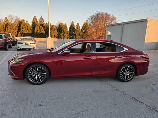 2025 Lexus ES 350 Base