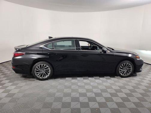2024 Lexus ES 350 Ultra Luxury