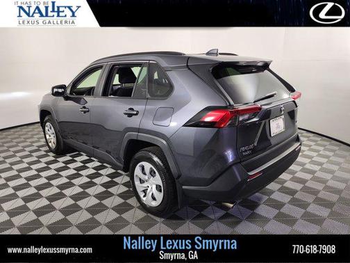 2019 Toyota RAV4 LE