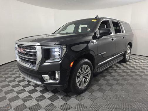 2022 GMC Yukon XL SLT