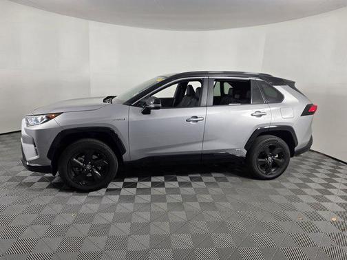 2021 Toyota RAV4 Hybrid SE