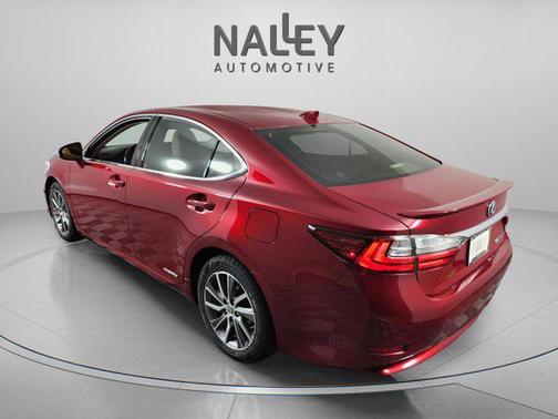 2017 Lexus ES 300h Base