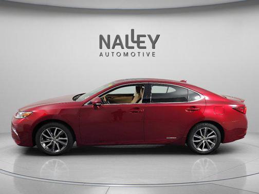 2017 Lexus ES 300h Base