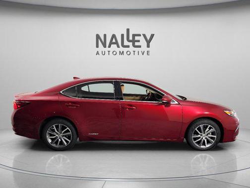 2017 Lexus ES 300h Base
