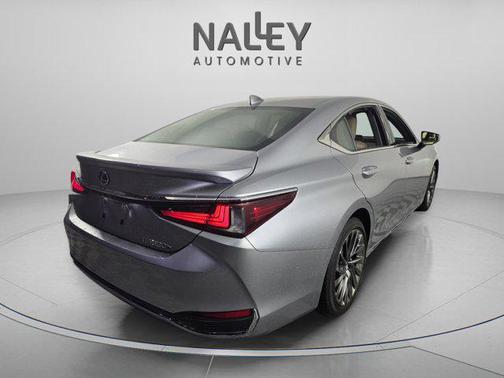 2024 Lexus ES 300h Ultra Luxury