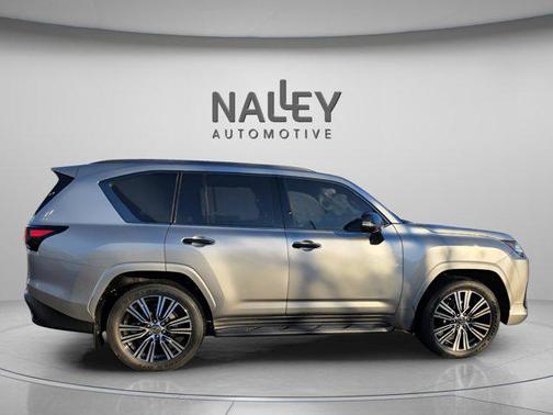 2025 Lexus LX 600 Luxury