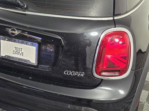 2024 MINI Hardtop Cooper