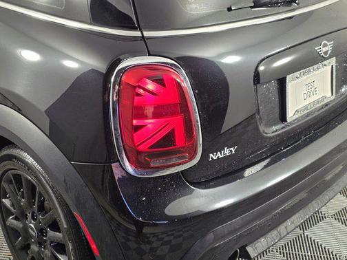 2024 MINI Hardtop Cooper