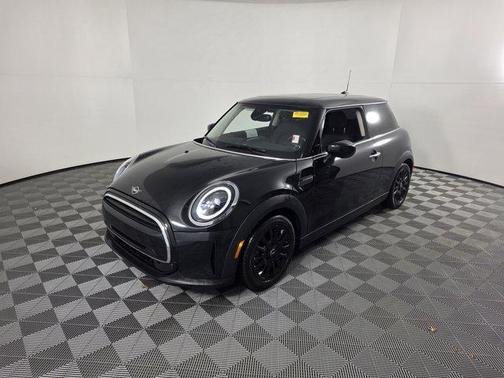 2024 MINI Hardtop Cooper
