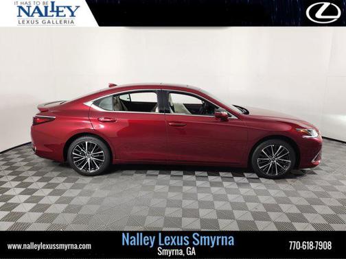2025 Lexus ES 300h Base