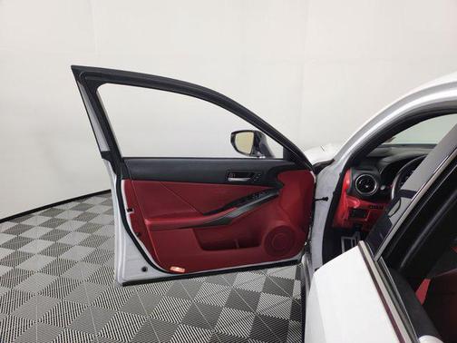 2022 Lexus IS 350 Base