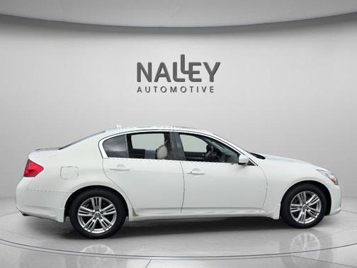 2011 INFINITI G37x Base