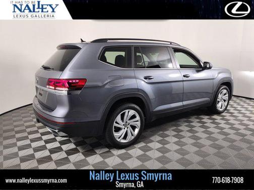 2022 Volkswagen Atlas 3.6L SE w/Technology