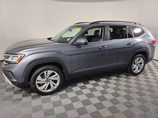 2022 Volkswagen Atlas 3.6L SE w/Technology