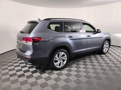 2022 Volkswagen Atlas 3.6L SE w/Technology