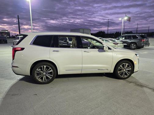 2021 Cadillac XT6 Premium Luxury FWD