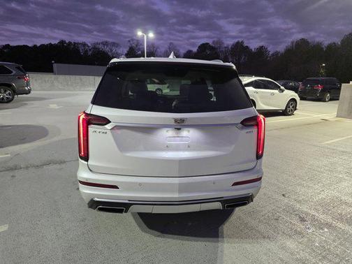 2021 Cadillac XT6 Premium Luxury FWD