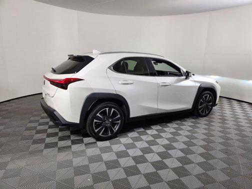2022 Lexus UX 200 Base