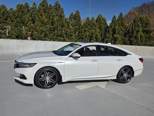 2022 Honda Accord Hybrid Touring
