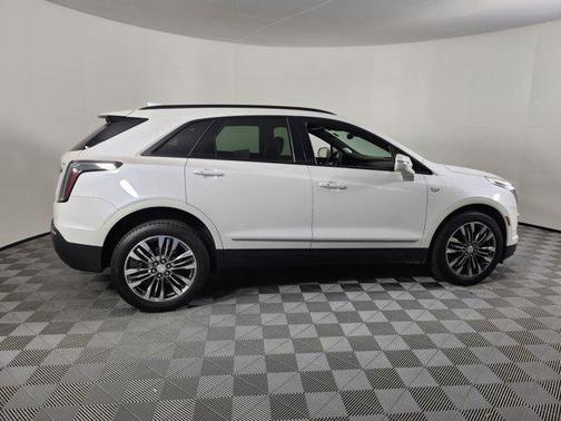 2020 Cadillac XT5 Sport
