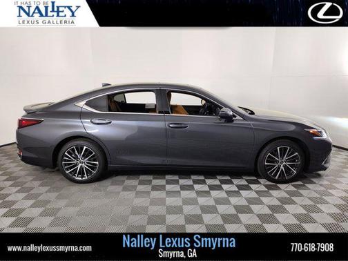 2025 Lexus ES 300h Base