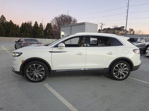 2022 Lincoln Nautilus Reserve