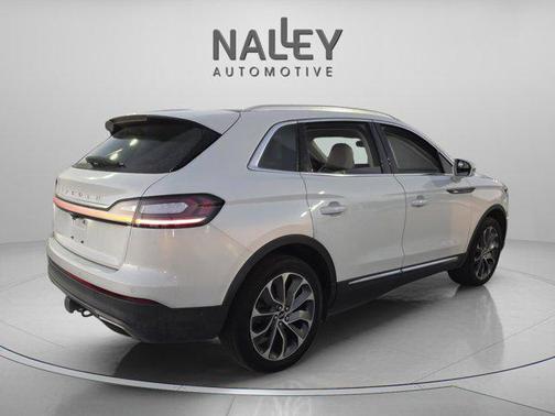 2022 Lincoln Nautilus Reserve