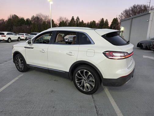 2022 Lincoln Nautilus Reserve