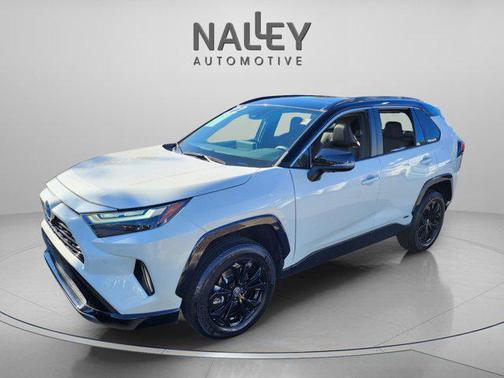 2022 Toyota RAV4 Hybrid SE