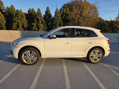 2019 Audi Q5 2.0T Premium Plus