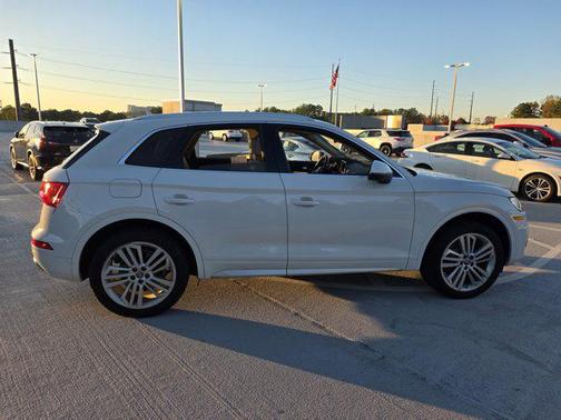 2019 Audi Q5 2.0T Premium Plus