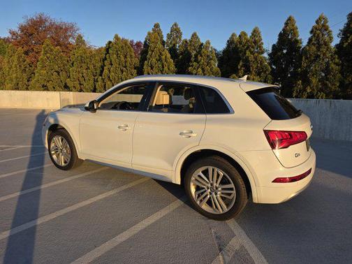 2019 Audi Q5 2.0T Premium Plus