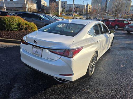 2025 Lexus ES 350 Base