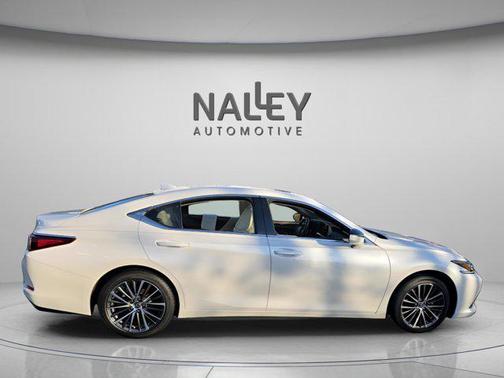 2025 Lexus ES 350 Base