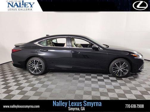 2025 Lexus ES 300h Base