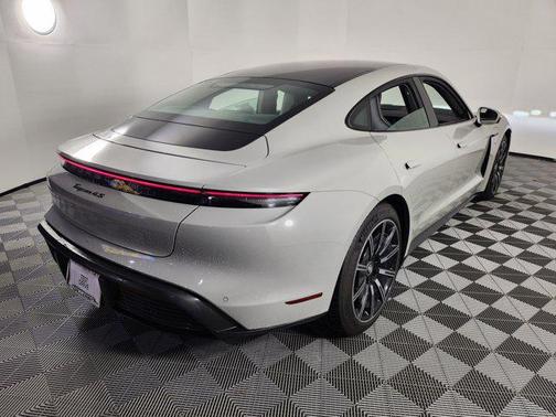 2021 Porsche Taycan 4S