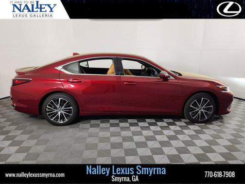 2025 Lexus ES 300h Base