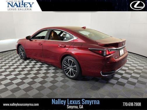 2025 Lexus ES 300h Base