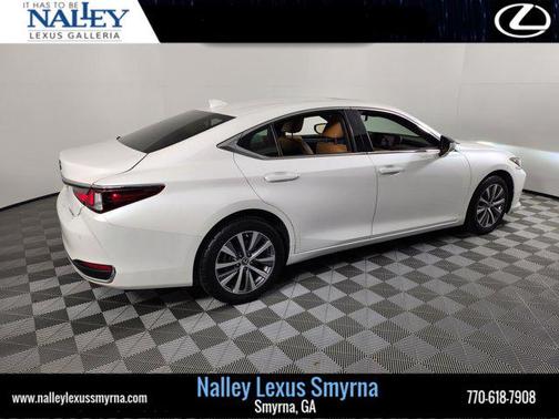 2021 Lexus ES 250 Base