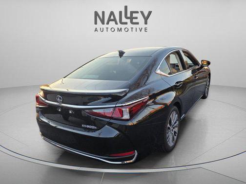 2021 Lexus ES 300h Base