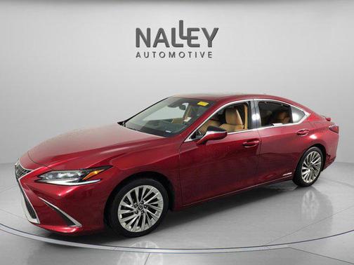 2022 Lexus ES 300h Ultra Luxury