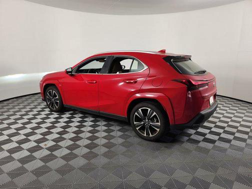 2025 Lexus UX 300h Base