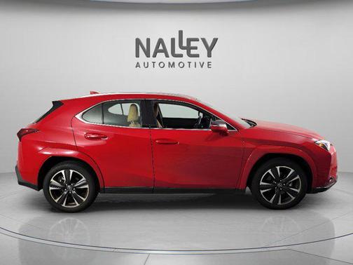 2025 Lexus UX 300h Base