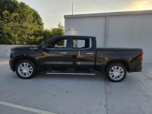 Black 2019 Chevrolet Silverado 1500 High Country