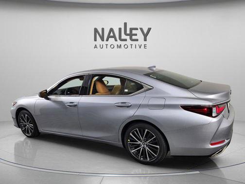 2025 Lexus ES 350 Base