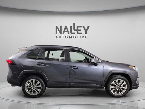 2020 Toyota RAV4 XLE Premium